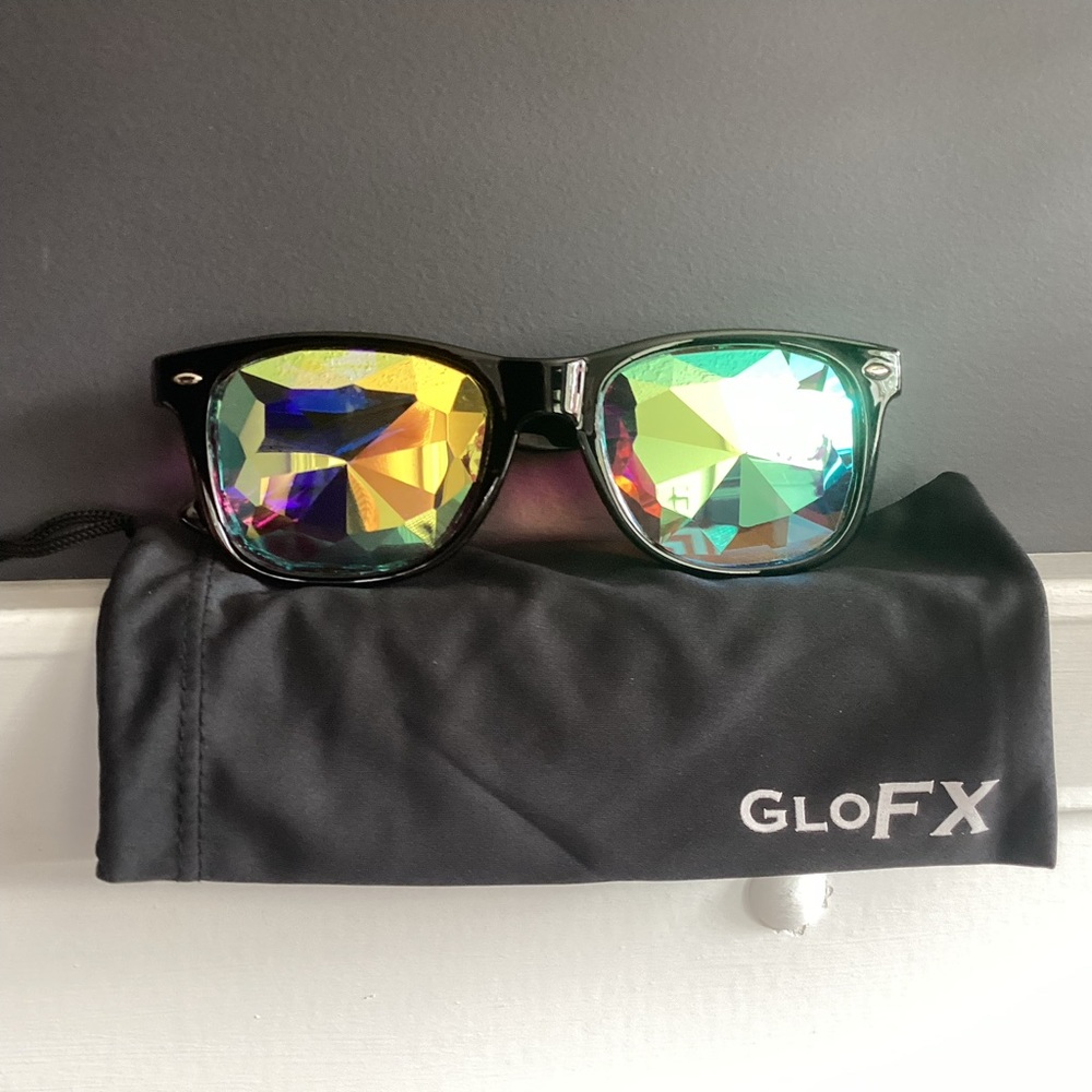 GloFX Ultimate Kaleidoscope Glasses - Rainbow Rave Light Diffraction Eyewear - Picture 5 of 9